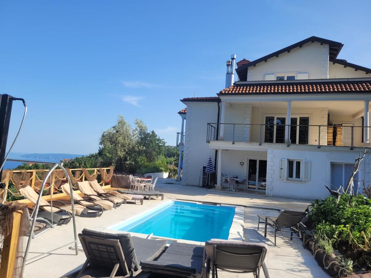 Ferienwohnung Mit Pool Kroatien Mit Meerblick Und Pool Lovran Εξωτερικό φωτογραφία