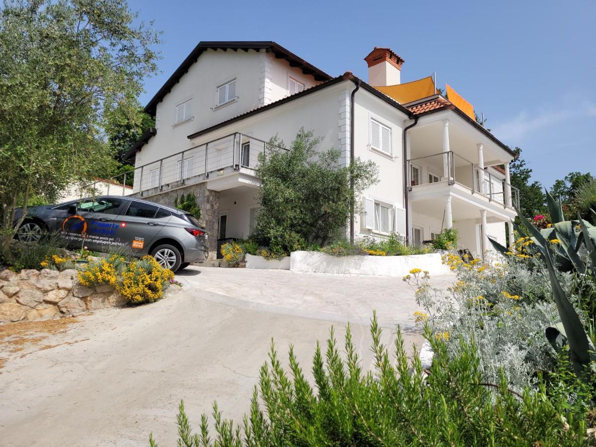 Ferienwohnung Mit Pool Kroatien Mit Meerblick Und Pool Lovran Εξωτερικό φωτογραφία