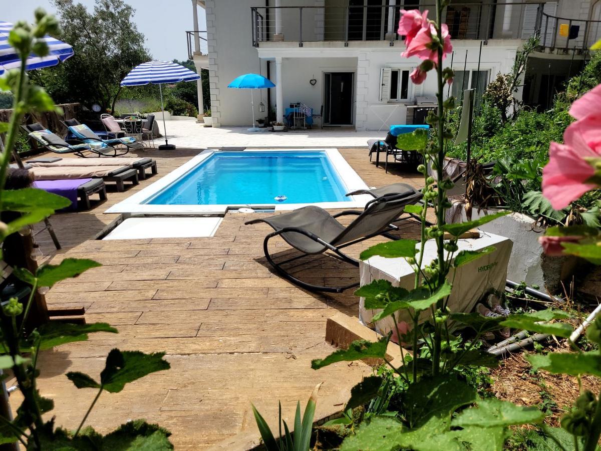 Ferienwohnung Mit Pool Kroatien Mit Meerblick Und Pool Lovran Εξωτερικό φωτογραφία