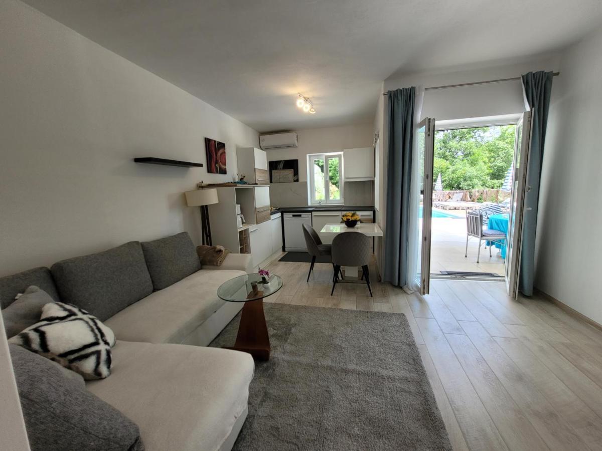 Ferienwohnung Mit Pool Kroatien Mit Meerblick Und Pool Lovran Εξωτερικό φωτογραφία