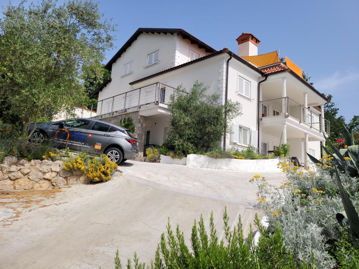 Ferienwohnung Mit Pool Kroatien Mit Meerblick Und Pool Lovran Εξωτερικό φωτογραφία